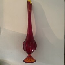 Vintage Viking Persimmon Amberina Six Petal Pedestal Swung Glass Vase 12  