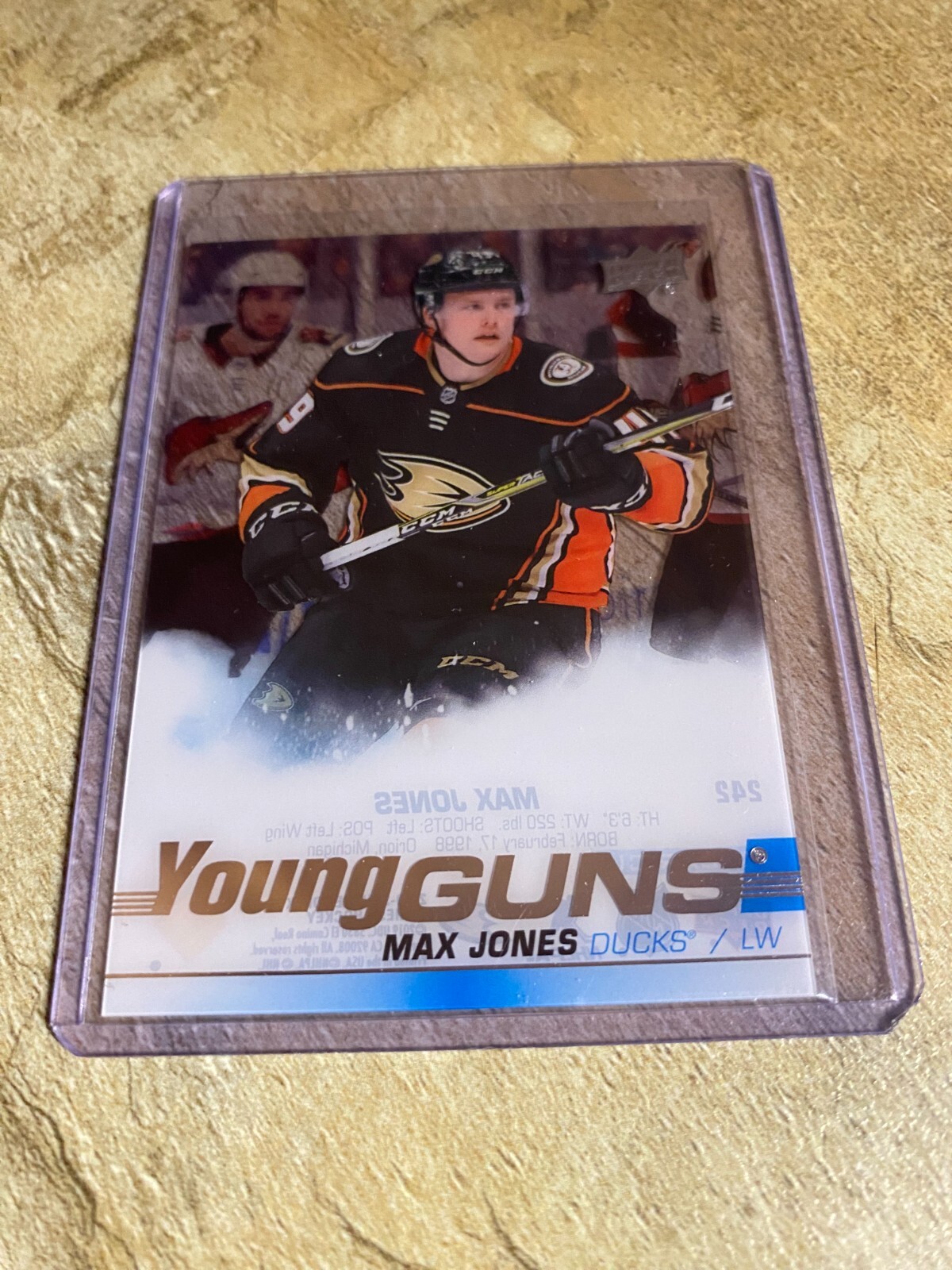 2019-20 UD Young Guns Max Jones "Clear Cut" Parallel #242