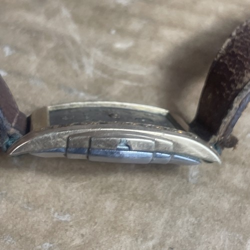 Vintage Bulova Curvex Style 21J USA Made Not Running (parts) - Picture 7 of 11