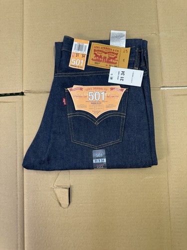 LEVIS MENS  501.   STRAIGHT LEG. BUTTON FLY