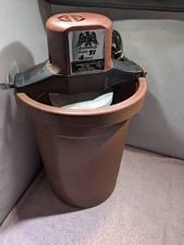 Richmond Cedar Works Ice Cream Maker Model 71 - 4 Quart - Tested Works