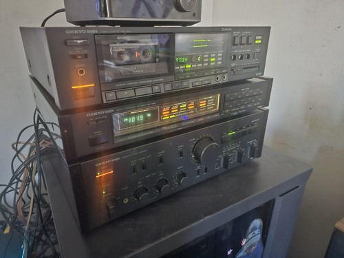 Onkyo Integra Amplifier Combo  Deck Cassette And Turner Am/fm
