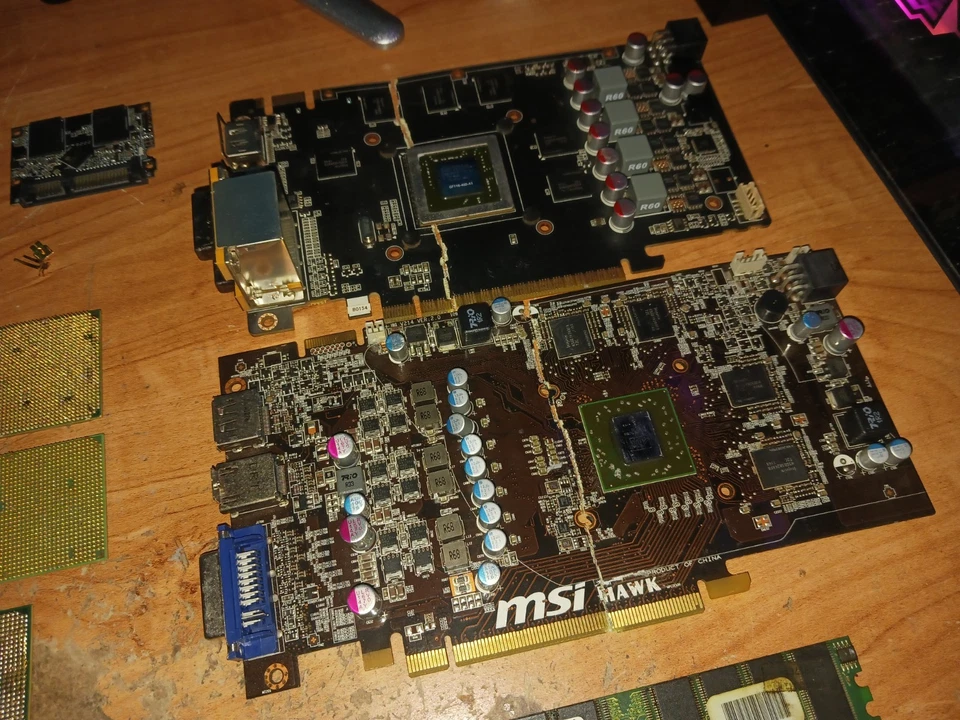 OLD PC PARTS FOR SCRAP GOLD - Image 4 of 4