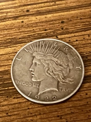 1922 Peace Dollar $1 Silver Coin Circulated Business Strike 0.9 Fineness
