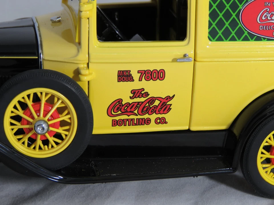 Danbury Mint 1931 Ford 1:24 Scale Coca Cola Delivery Truck Mint - No Box - Image 4 of 4