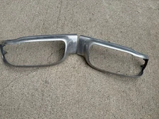 P54-6126 Genuine Paccar Headlight Trim Rings Pod