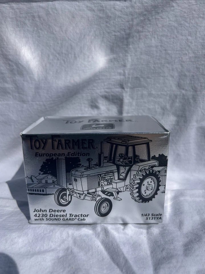 John Deere 4230 Diesel Tractor Toy Farmer European Edition 1/43 Scale 5131YA - Image 3 of 4