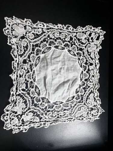 Antique Victorian 1800 ,1900 Linen & Bobbin Lace English Handkerchief, handkerc - Picture 2 of 7