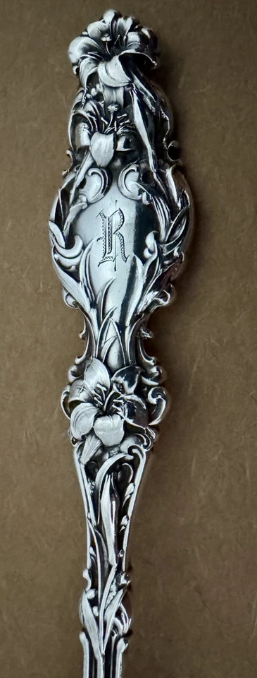 WHITING MFG LILY 7 3/4” STERLING MEAT FORK VERY HEAVY OLD PIECE - Image 2 of 4