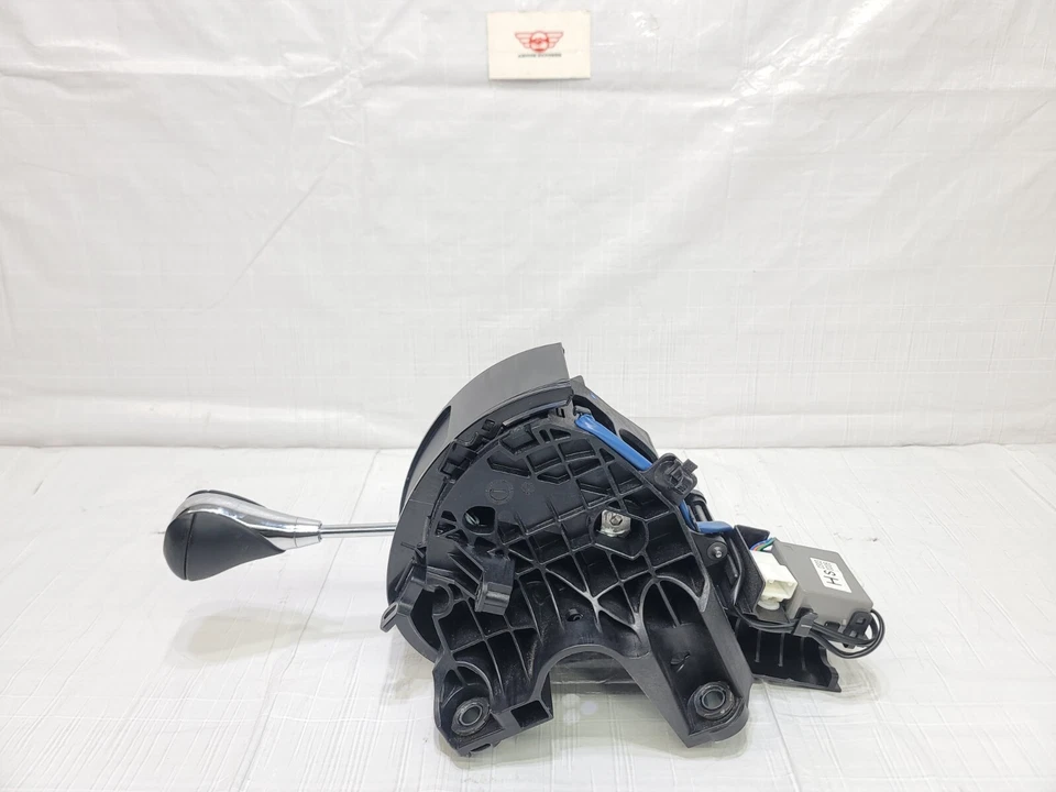 2010-2015 Lexus RX450h Automatic Transmission Gear Shifter Selector 33560-0E070 Foto 3 de 4