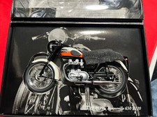 Triumph Bonneville 650 T120 MINICHAMPS Classic Bike Series 1 Triumph Bonneville 650 T120 MINICHAMPS Classic Bike Series 1