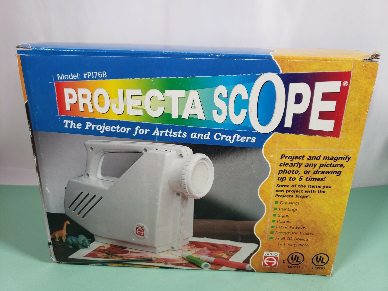 Projecta Scope Model PJ768 Projector For Artists, Hobbyists and ...