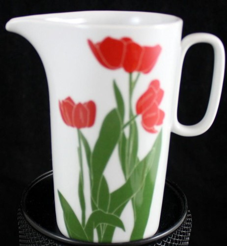 Block Floral Portraits Creamer 8 Ounce Tulip Flower Design