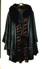 Rarely Worn Leather Cape Style Jacket : Fox Fur Trim : One Size : £3500
