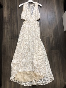 alice and olivia white lace dress