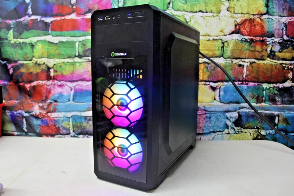 Custom Gaming Desktop PC Intel i7 Quad 16 GB 240 SSD+HDD Nvidia Quadro K620 2 GB - Image 3 of 4
