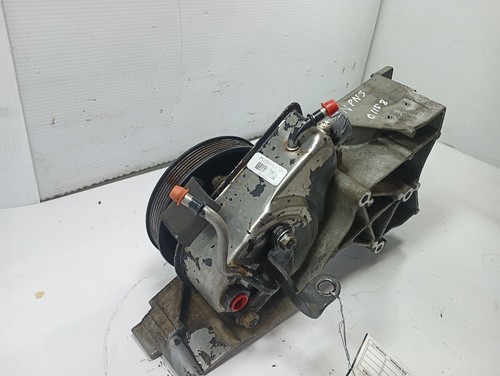 Power Steering Pump from 2004 GMC Yukon 5.3L 11863131 - Picture 3 of 4