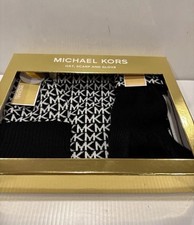 NWT Authentic Michael Kors Knit 3 Pieces Set Hat Scarf Gloves Black Color 98
