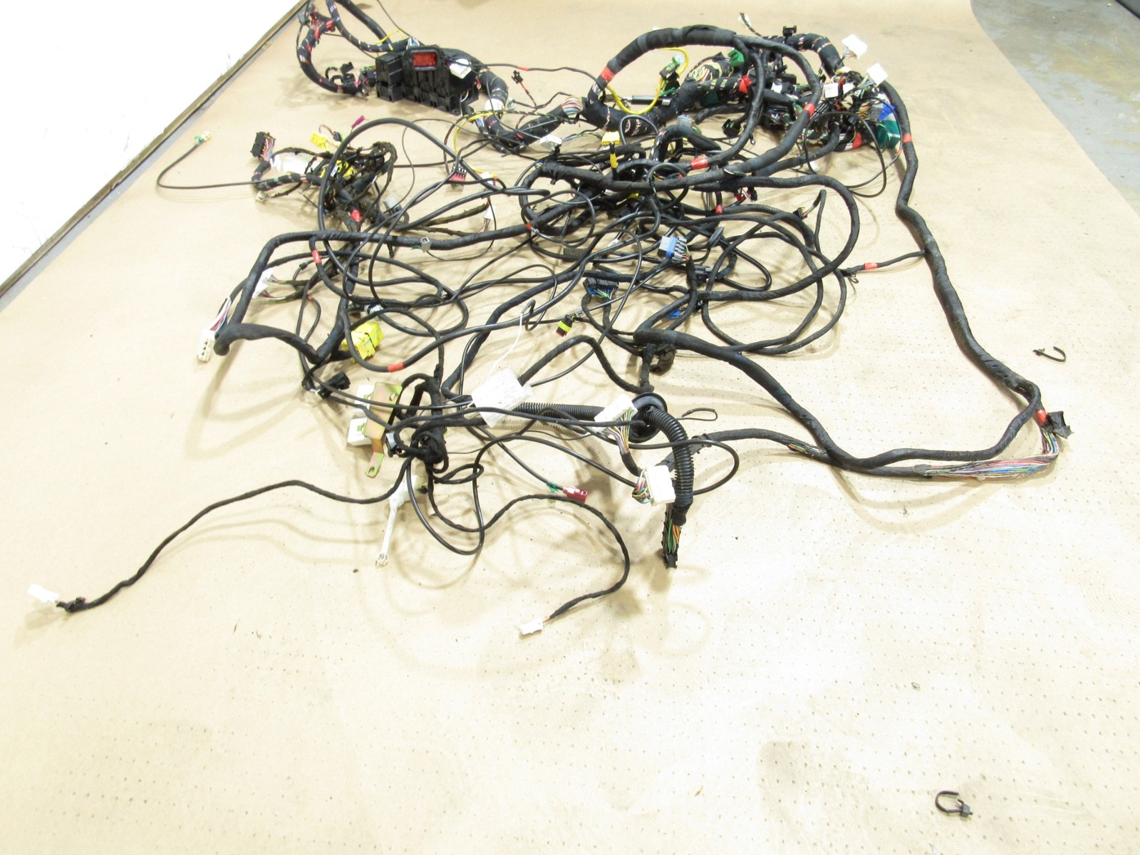 02-06 Maserati Coupe GT 2004 4.2L Dashboard Dash Main Wiring Wire Harness |