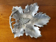 Vtg Pewter Platter Maple Leaf Shaped Large Serving Dish Tray Autumn Table Decor