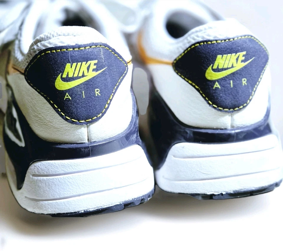 Nike Air Max SYSTM Entrenadores Rendimiento Jóvenes Zapatos de Baloncesto Talla 7Y Niños Foto 3 de 4