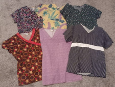 LOT of 6 Ladies Scrub Tops - Large