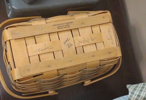 Longaberger 2001 Memories Basket, Liner, Protector. Hartsville Tour Signed. SCW - Picture 9 of 11