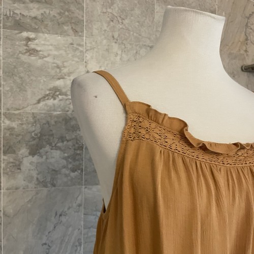 Torrid Tan Washable Crinkle Gauze Sleeveless Crochet Tank 1 1X - Picture 3 of 5