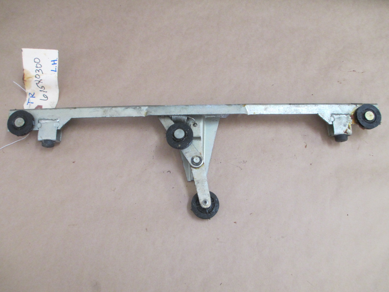 Ferrari Testarossa - LH Lower Door Window / Glass Lift Bracket # 61510300