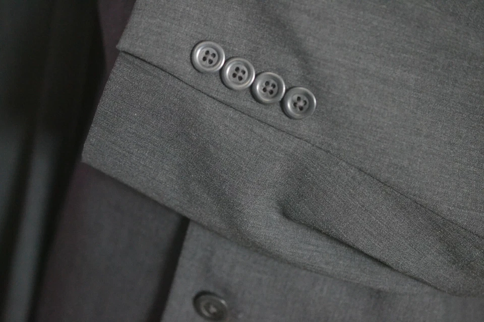 DKNY Mens Gray Wool Classic Fit 2 Piece Suit 43L Jacket 36x31 Pant - Image 3 of 4