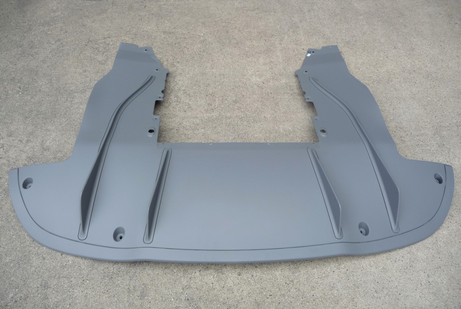 2017 -2022 McLaren 720s Rear Diffuser Cover Shield 14A3028CP OE H2