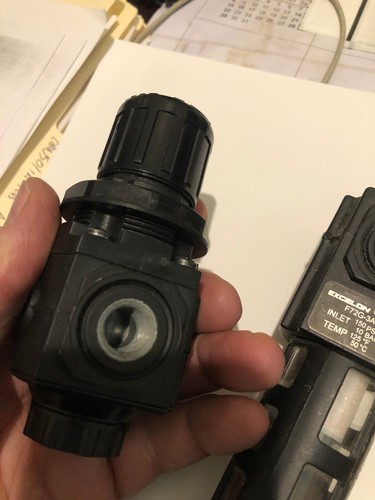 Norgren EXCELON Pneumatic Filter F72G-3AS-001, Regulator R72G-2AS-007, Brkt 4224 - Picture 5 of 10