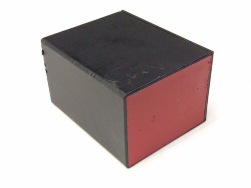 GUESS Original Watch Box Storage Case with Booklet - Picture 3 of 5