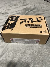 Hasbro Transformers Generations Selects Deluxe SANDSTORM  WFC-GS21  New