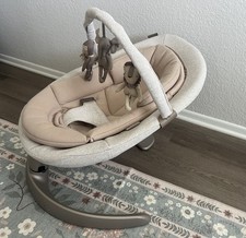Nuna leaf grow baby seat and rocker with toy bar