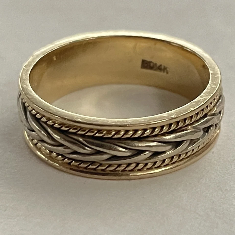7.5G 14k Yellow & White Gold Center Braid Wedding Band Men’s Ring Size 10 - Image 4 of 4