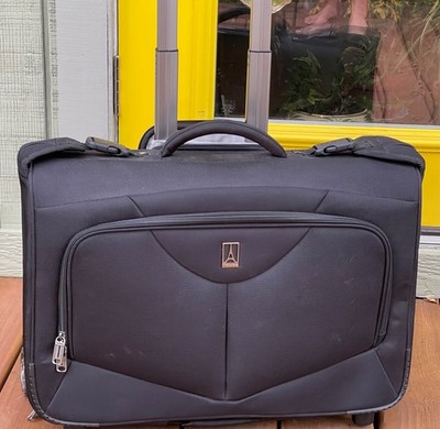 Travelpro Lightweight Carry-On Rolling Bag 22x14x8 Choice of Flight Crew