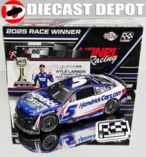 KYLE LARSON 2025 HOMESTEAD WIN RACED VERSION HENDRICKCARS.COM 1/24 COLOR CHROME