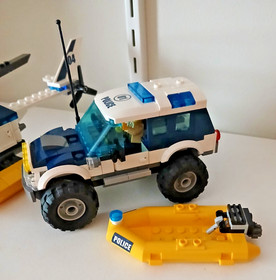 LEGO 60068 CITY Crooks' Hideout 100% Complete -online instructions-stickers on