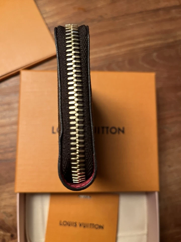 Louis Vuitton Noa Compact Geldbörse Monogram Canvas, neu! Mit Original Box! - Bild 4 von 4