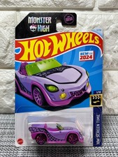 Hot Wheels HW Screen Time 1/10 Monster High Ghoul Mobile 3/250 Purple