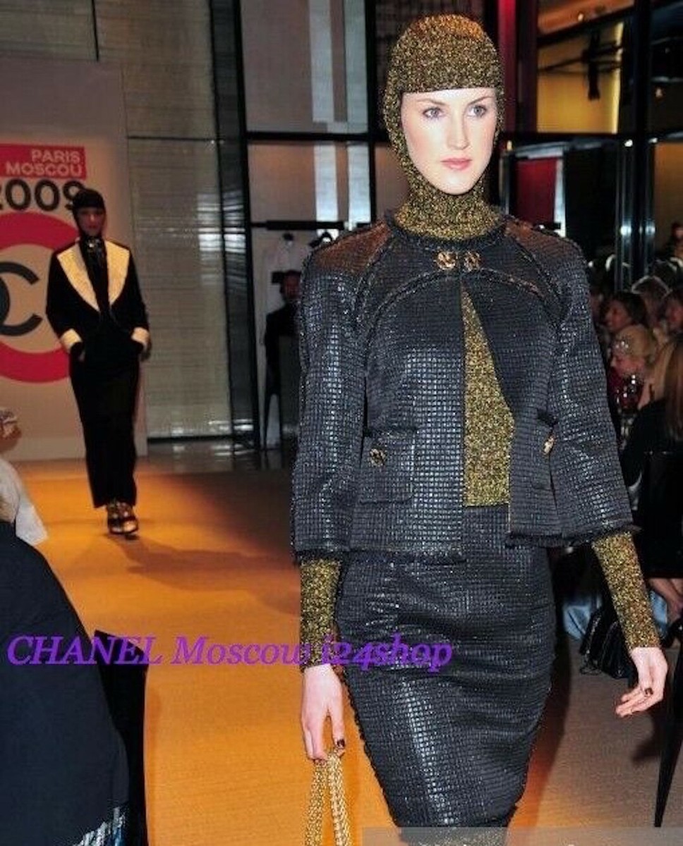 NWOT CHANEL 09A PARIS-MOSCOW 