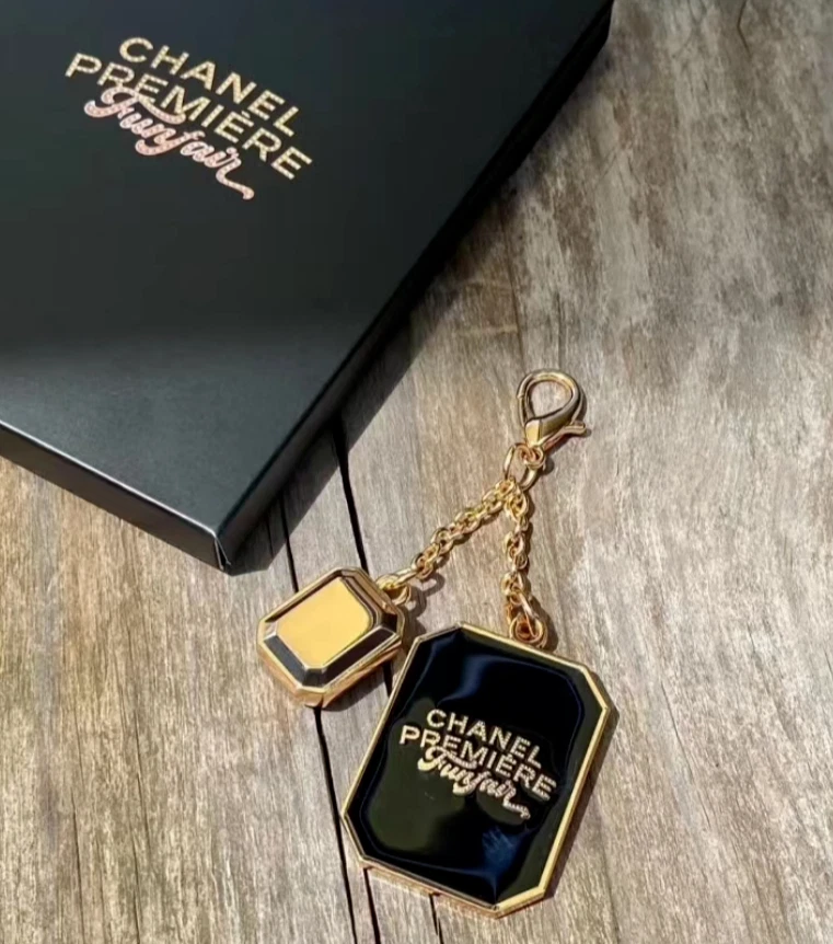 Chanel PREMI RE FUNFAIR Exhibition Gifts Key Decoration Bag