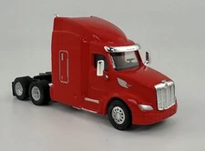 HO 1:87 HL-57908 Peterbilt 579 Sleeper Cab Tandem Axle Tractor - Red