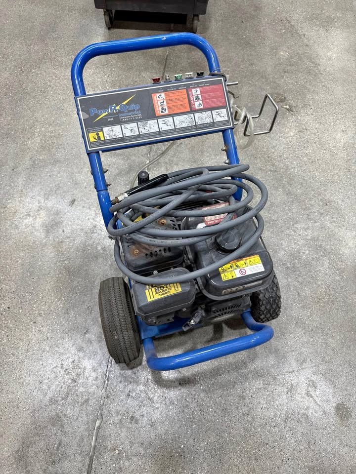 Powr-Quip 2600 6hp gas pressure washer