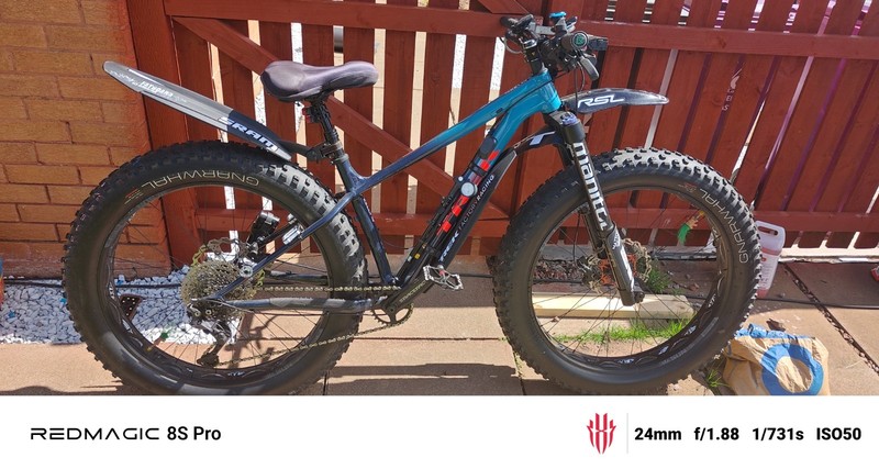 Trek Farley 5 Fat Bike teal fade