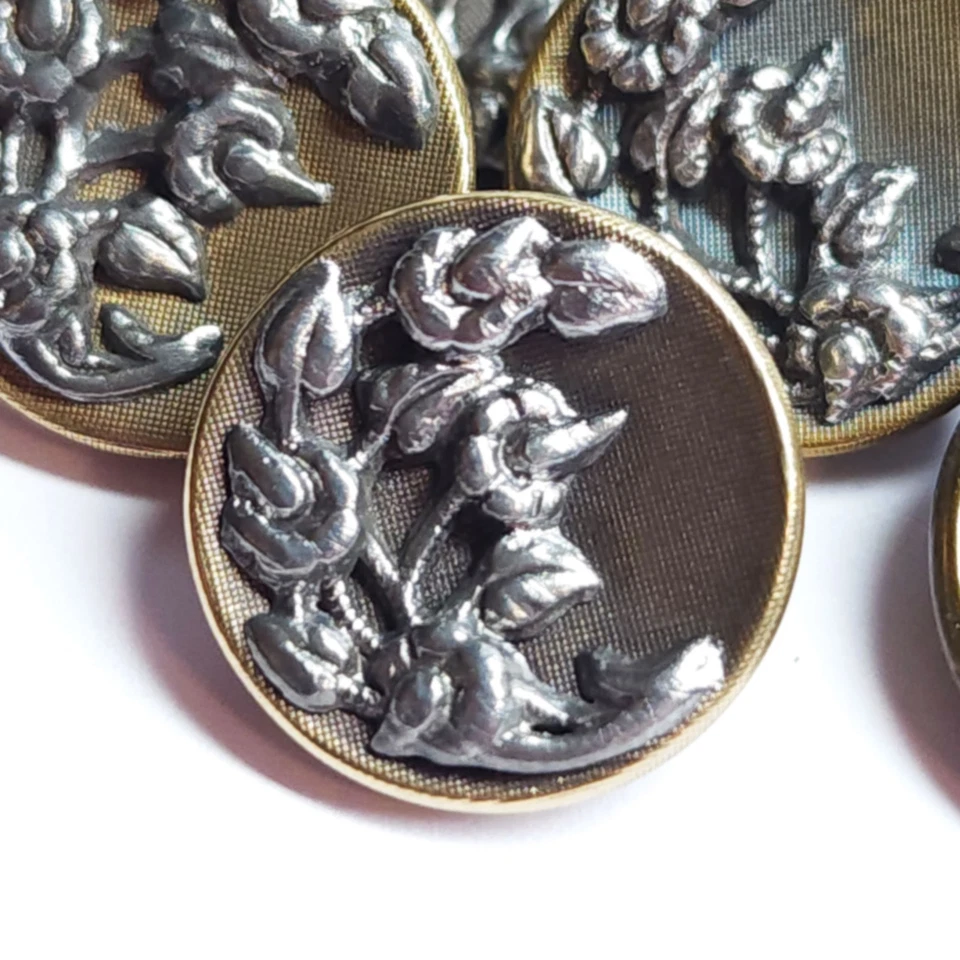 9 Antique Brass Flower Picture Buttons w/ Floral Pewter Overlay ~ 17mm to 18mm - Image 2 of 4