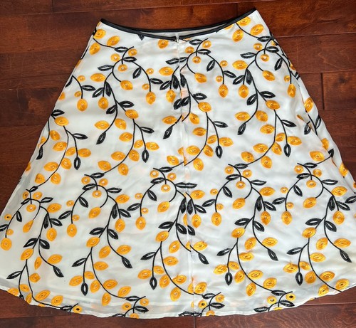 Mignon Doo Gr. M weiß mit orange & schwarzer Stickerei A-Linien Rock - bezaubernd - Bild 5 von 8