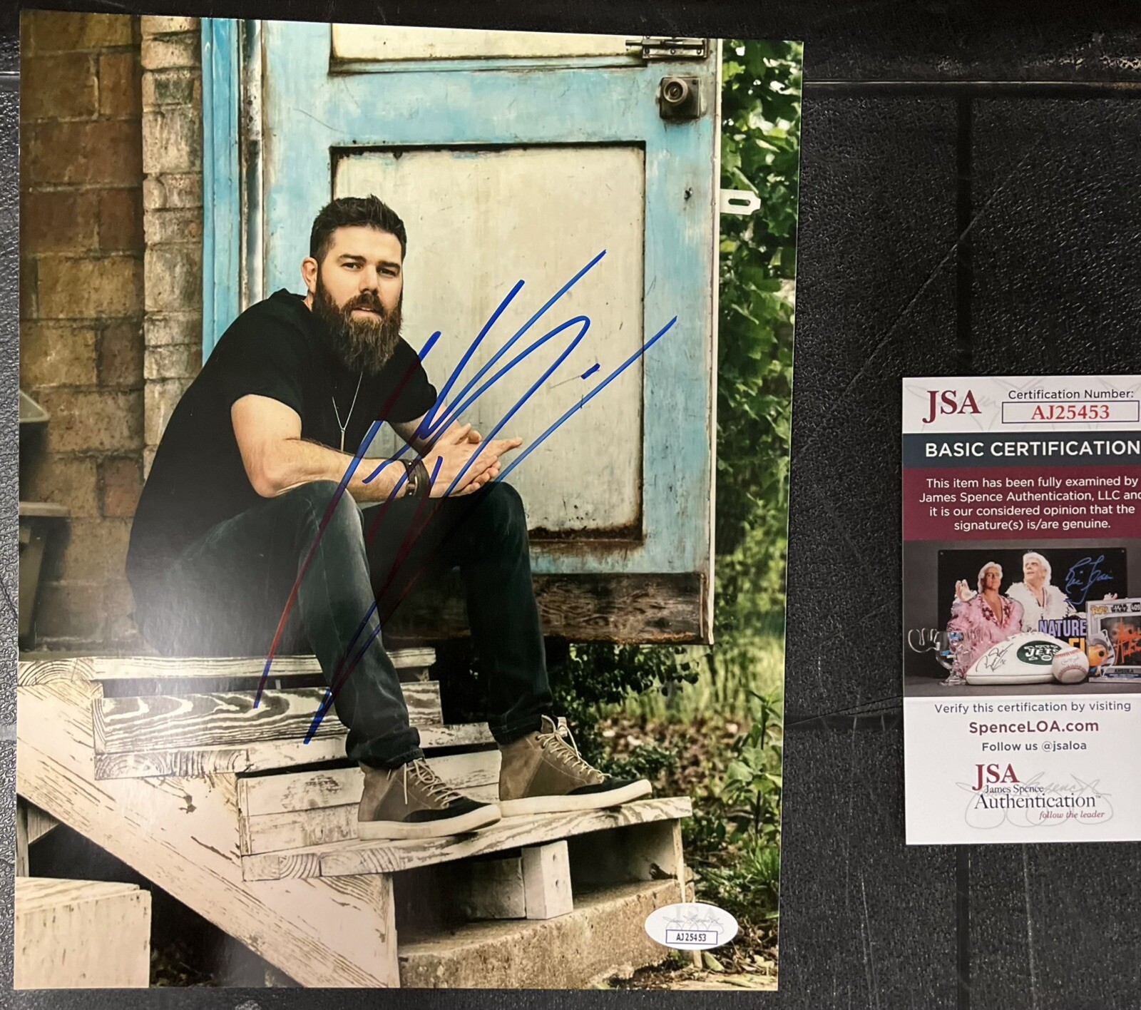 JORDAN DAVIS autographed signed 8x10 photo BUY DIRT COUNTRY SINGER jsa coa b 