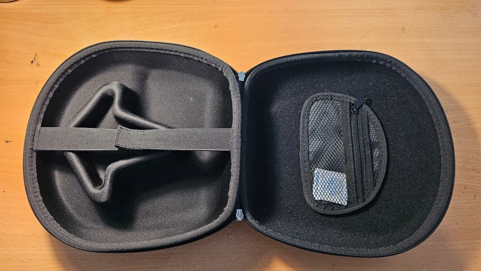 Etui sac rigide pour casque audio headphone headset iGadgitz - Imagen 3 de 4